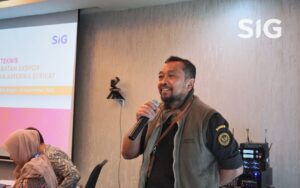 SIG Supports Barantin Technical Guidance Program: Enhancing Quality & Safety of National Fishery Exports Enhancing Quality & Safety of National Fishery Exports SIG Dukung Penyelenggaraan Bimtek Barantin_ Tingkatkan Mutu & Keamanan Ekspor Produk Perikanan Nasional