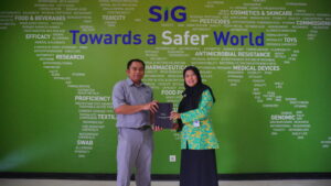 SIG Welcomes a Visit from the Padang National Agency of Drug and Food Control (Balai Besar POM) to Enhance Understanding of Digitalization in Testing Laboratories Balai Besar POM Kunjungan BPOM Padang